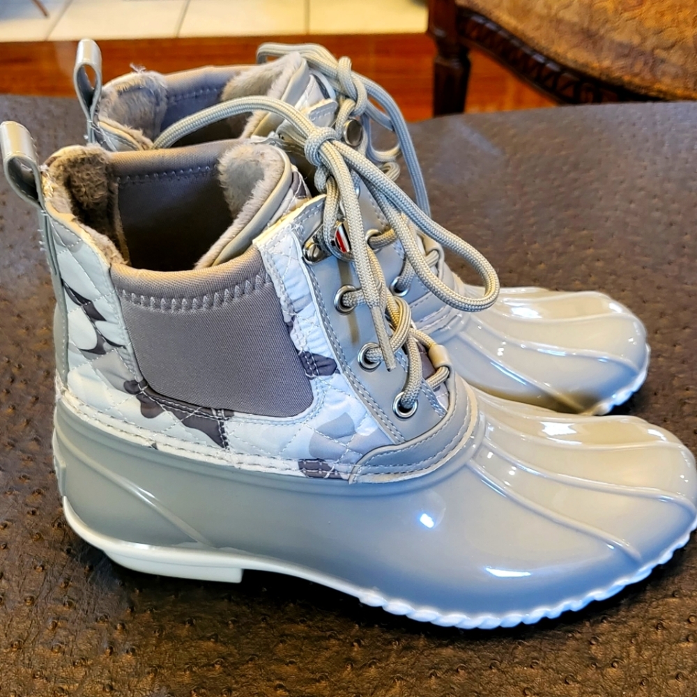 Gray Rain Boots - image 2